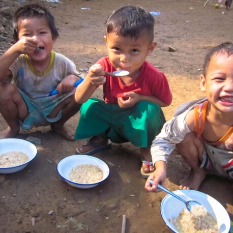 Feeding Kids 2